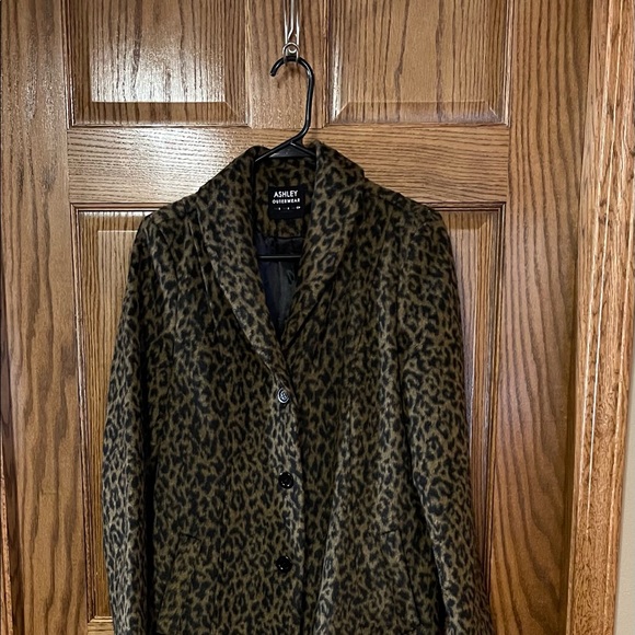 Ashley outerwear Jackets & Blazers - Woman’s coat.